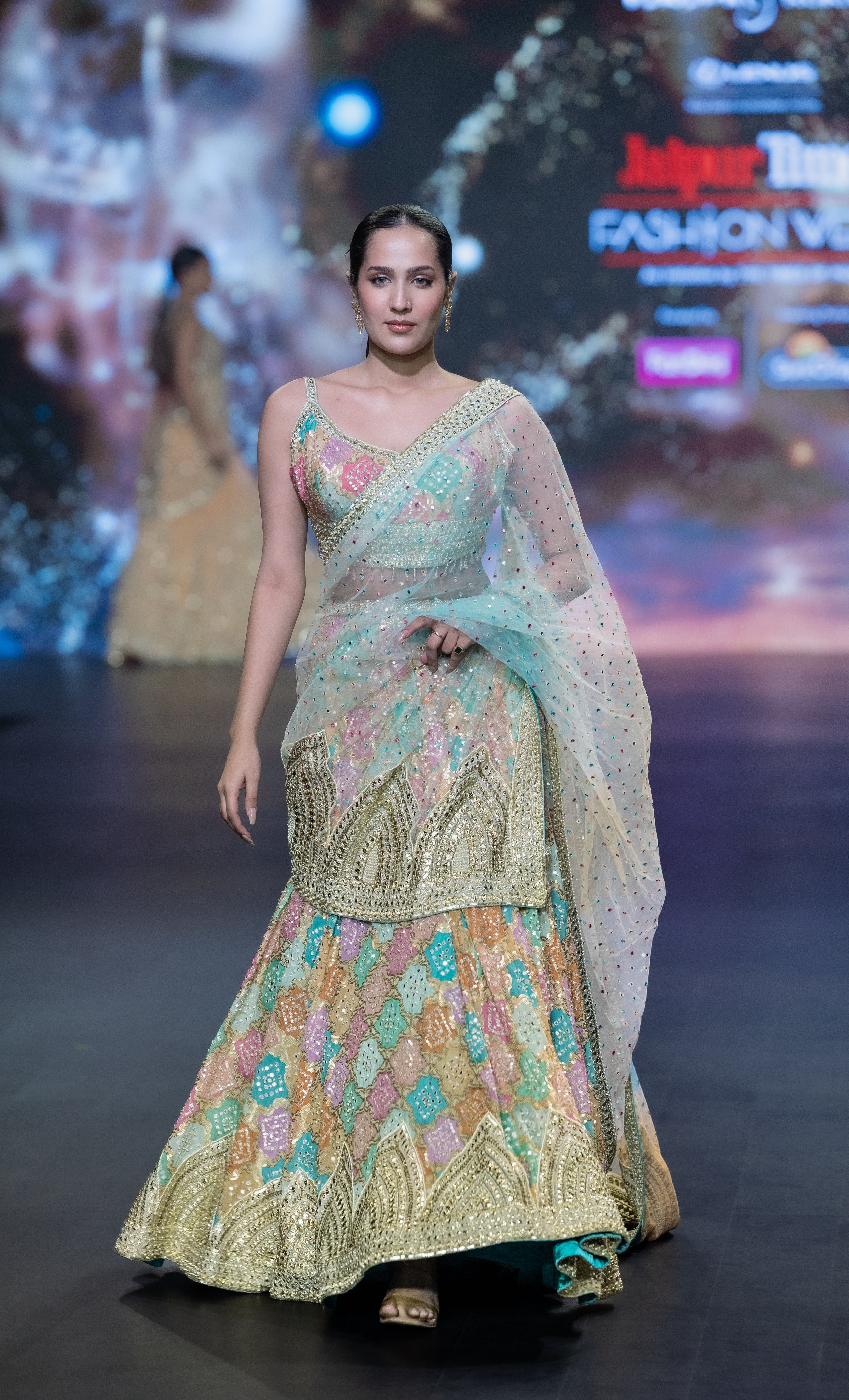 BANDHANI MULTI COLOR LEHNGA SET