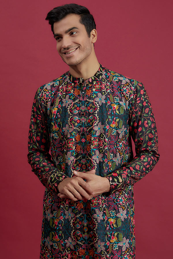 BLACK FULLY THREAD RESAHM WORK GORGETTE KURTA