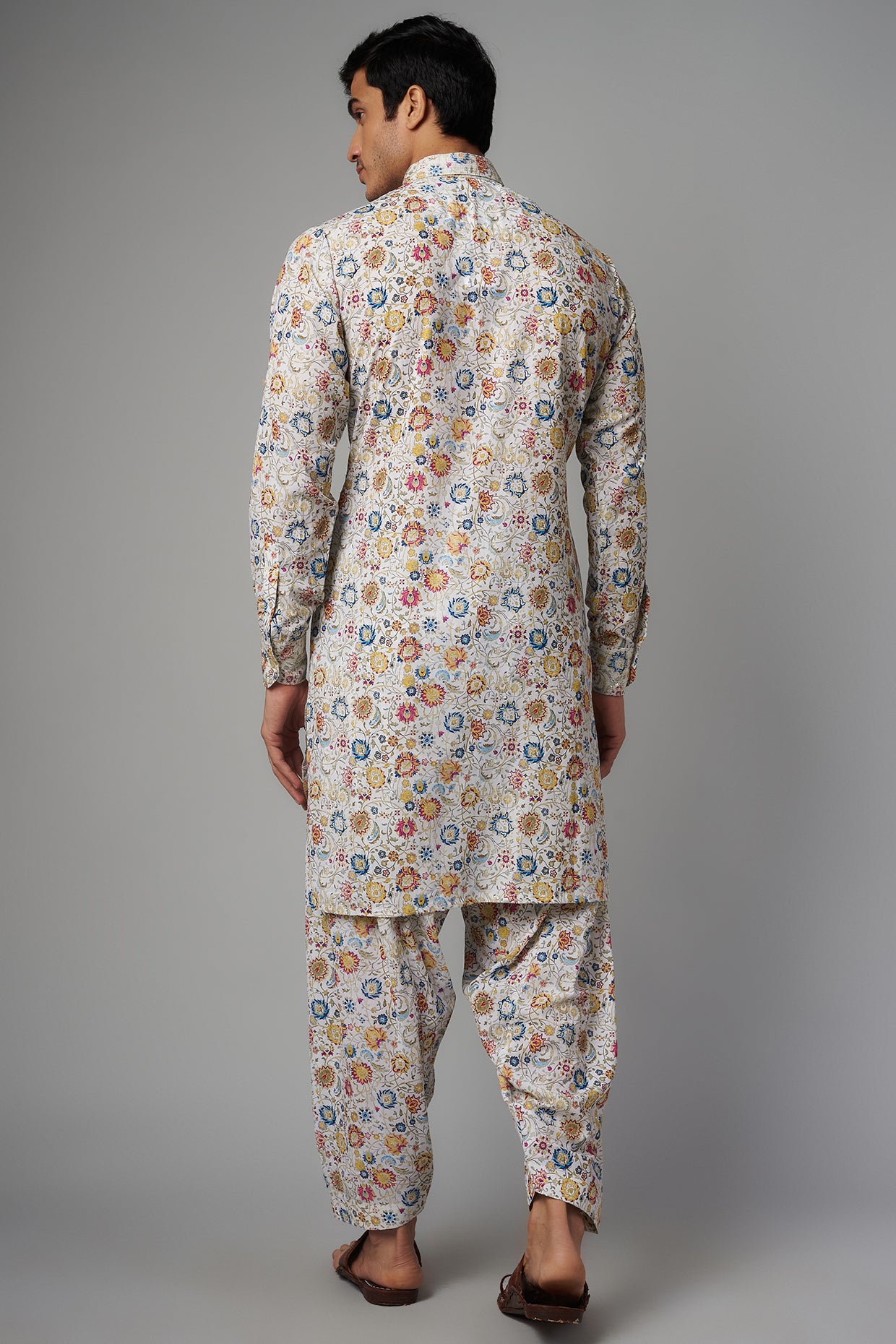 IVORY BLOOM PRINT 1/2 SHEETING 1/2 CREPE PATHAN KURTA W PRINT CREPE SALWAR SET