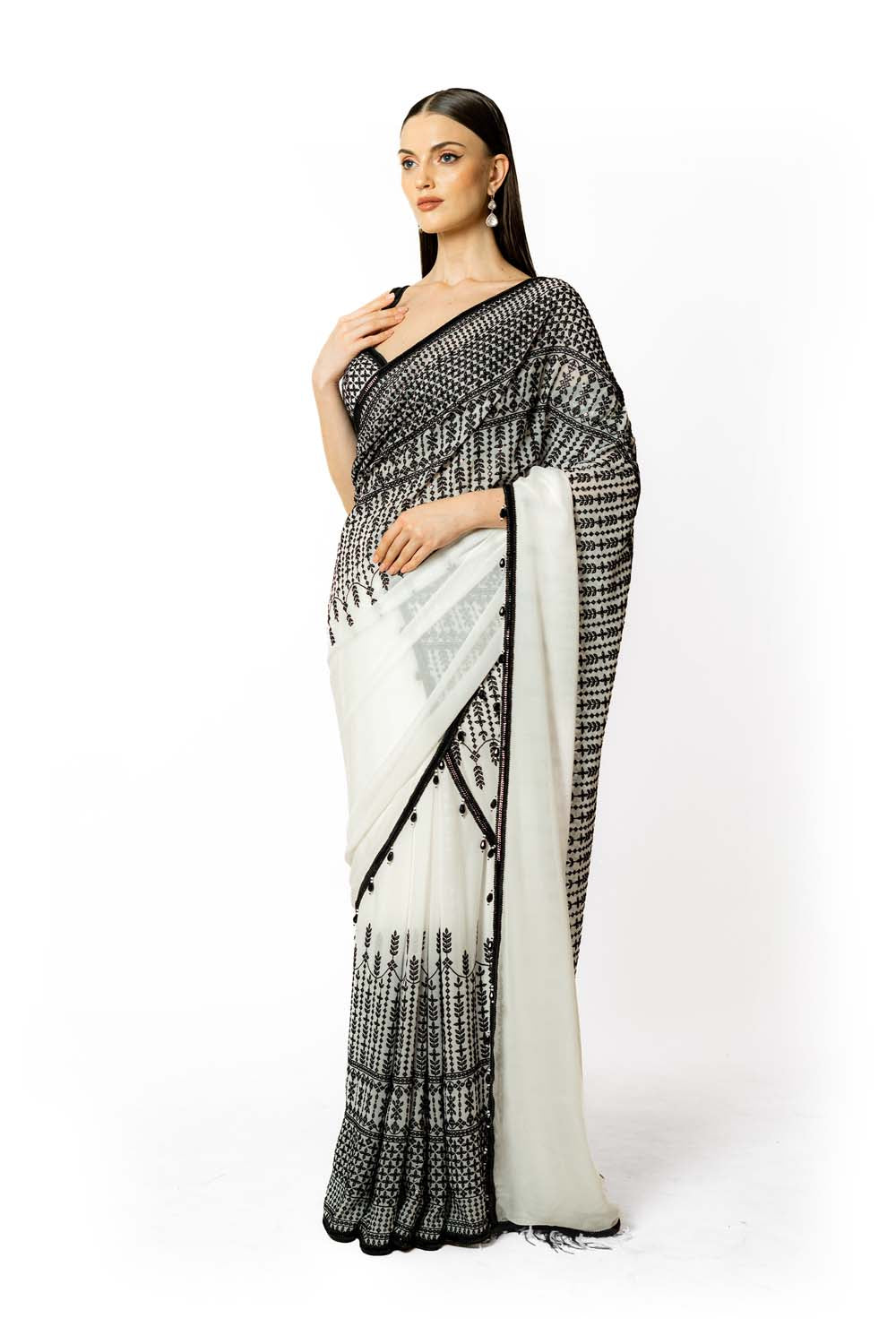 IVORY WITH FEATHER SAIRAA SARI SET