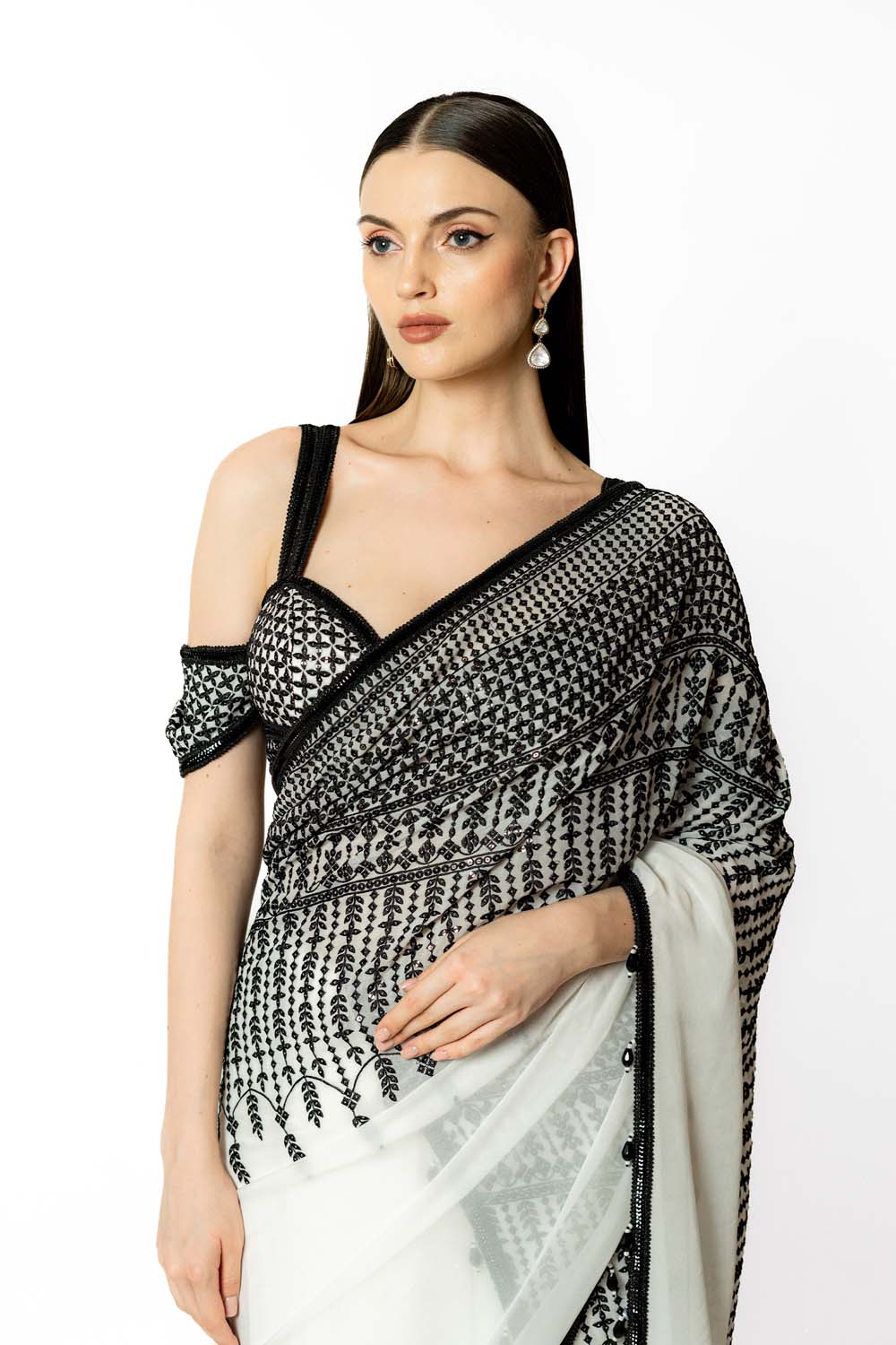 IVORY WITH FEATHER SAIRAA SARI SET