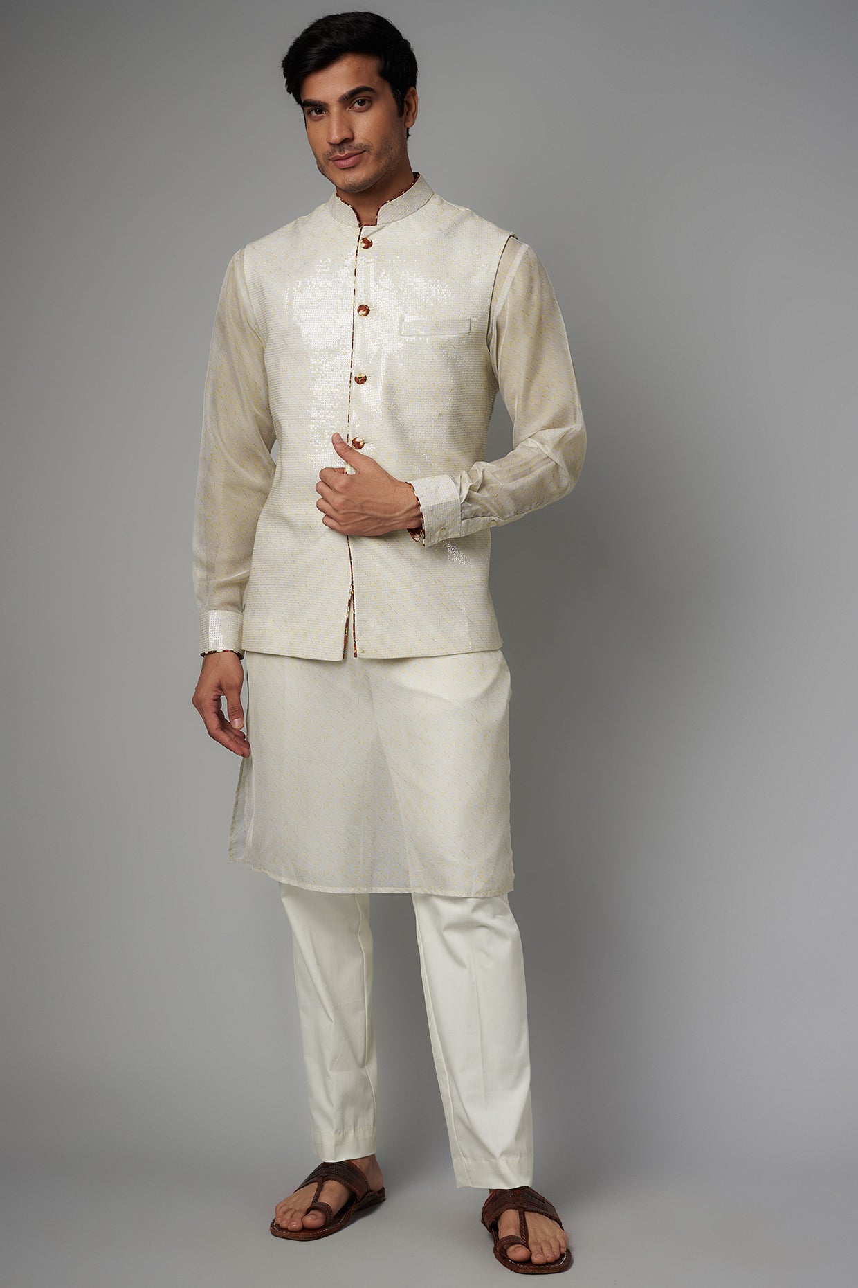 IVORY/YELLOW PRINT TABBY SILK UNLINED KURTA W FULLY SHEETING BUNDI W PANT