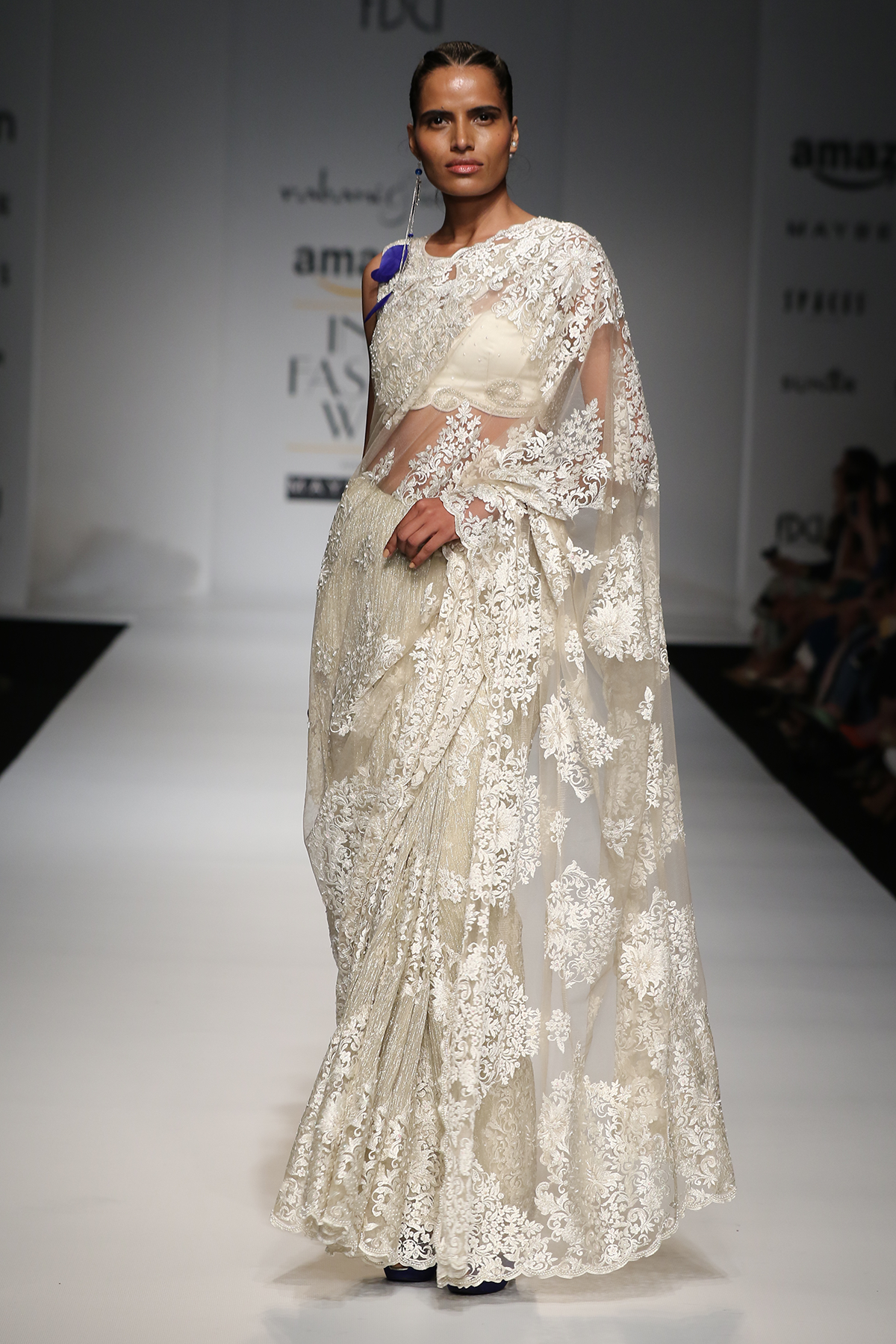 Half Crinkle and Half Lace Full Jaal Sari Set