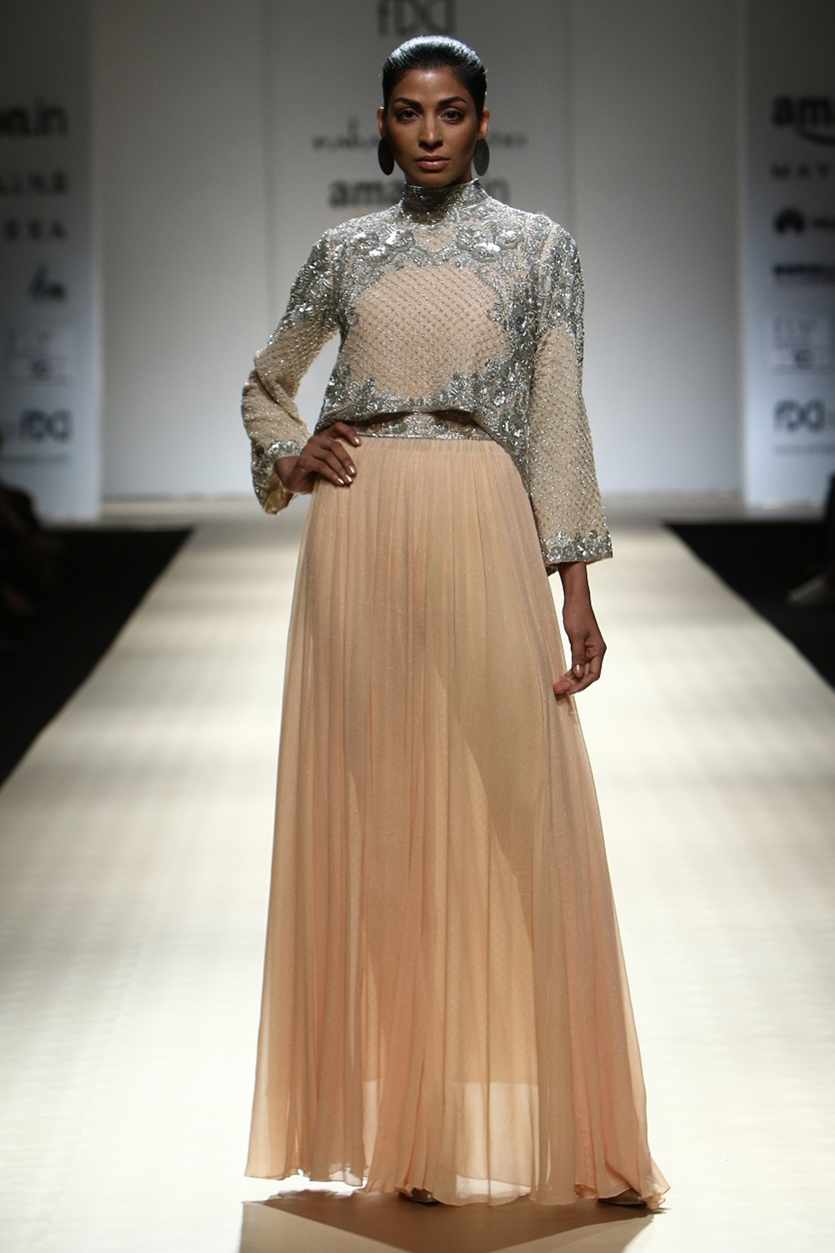 Honey Silver Soil Cape Bop-32 W/G-60 Foil Roughed Gown W/ Lycra Churi Trouser