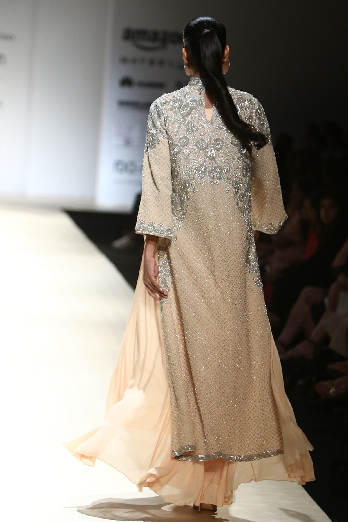 Honey Silver Soil Cape Bop-32 W/G-60 Foil Roughed Gown W/ Lycra Churi Trouser