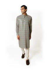 IVORY AND BLACK DIAMOND PRINTED KURTA SET