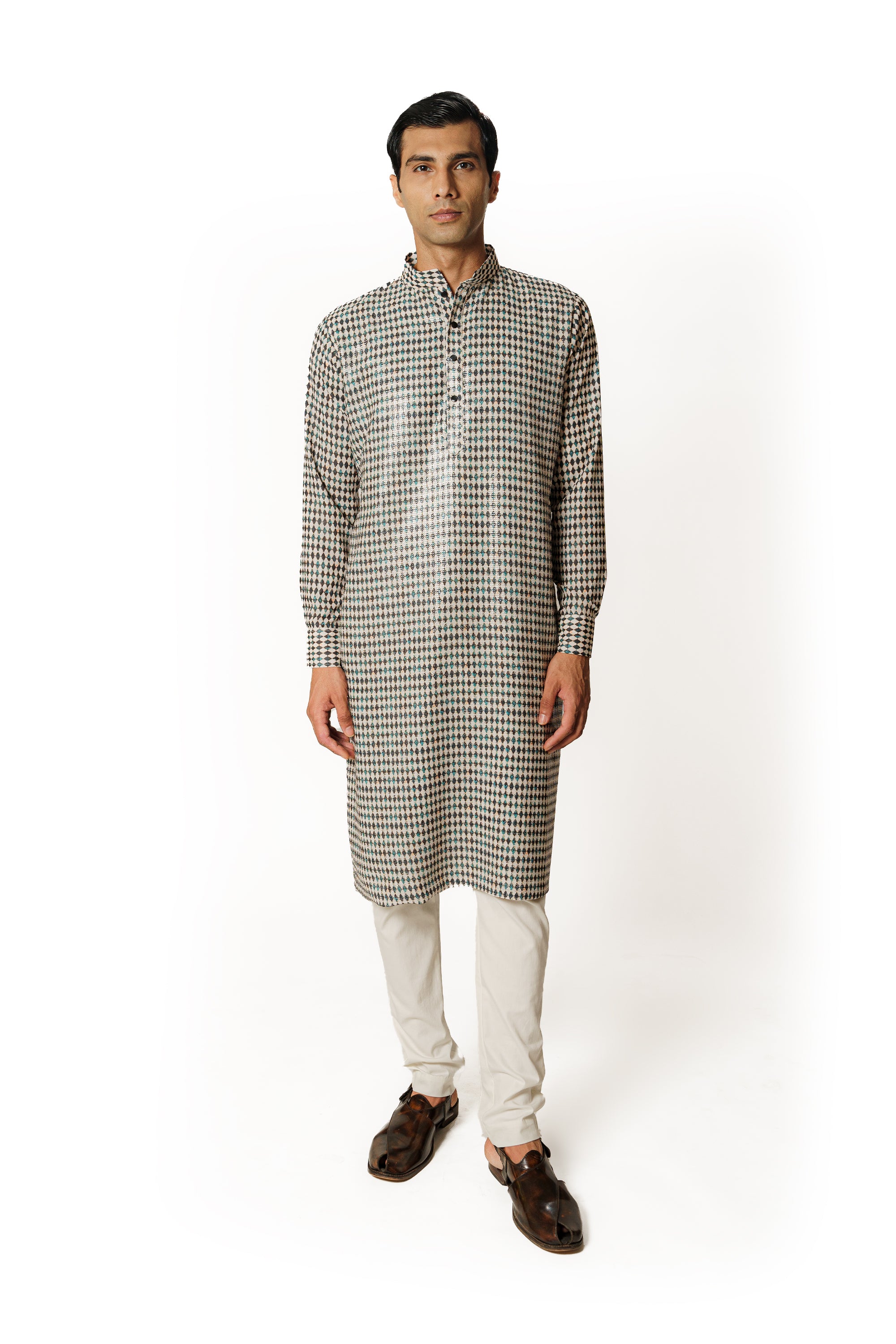 IVORY AND BLACK DIAMOND PRINTED KURTA SET