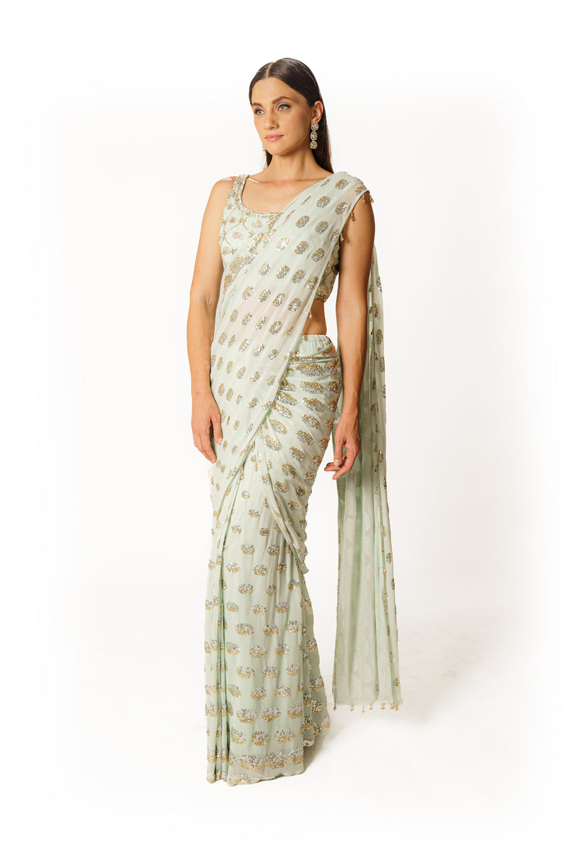 Sairaa aqua sari set