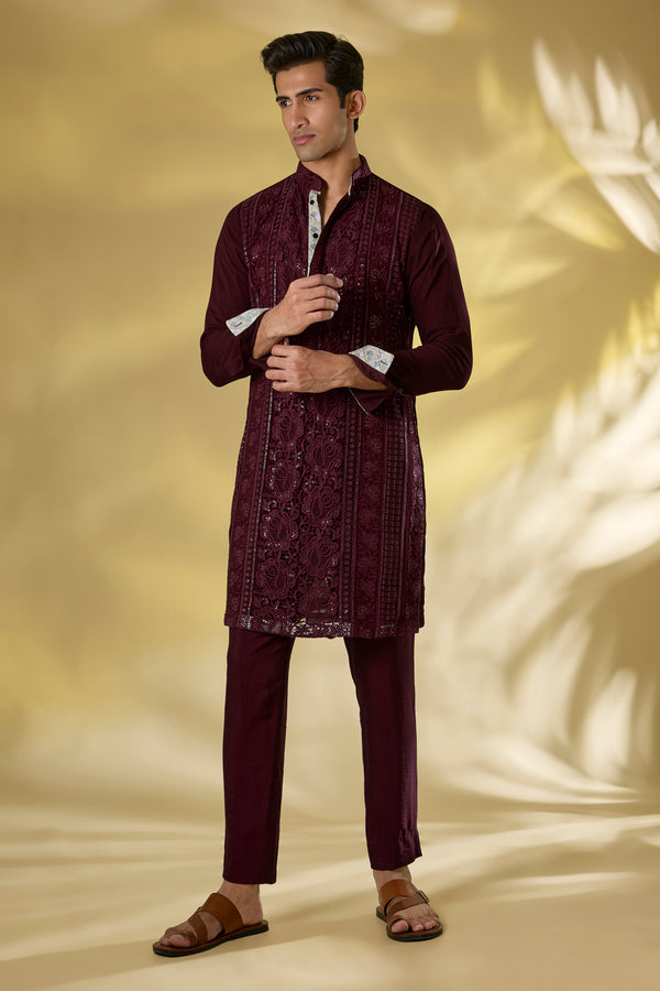 OX BLOOD GORGETTE FRONT EMBO