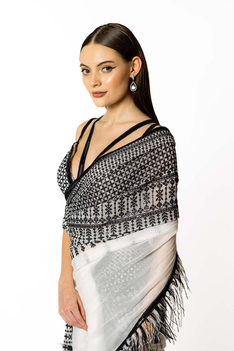 IVORY SAIRAA SARI  SET