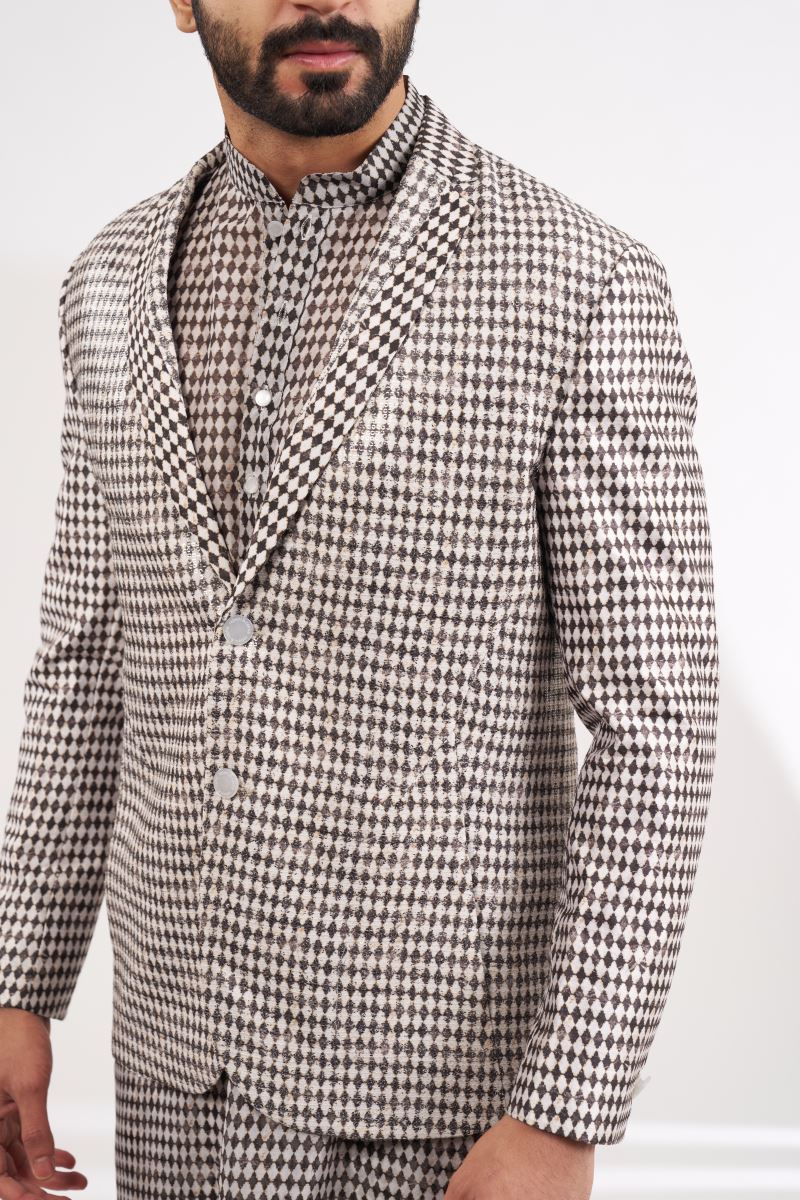 BLACK AND WHITE DIAMOND PRINT JACKET SET