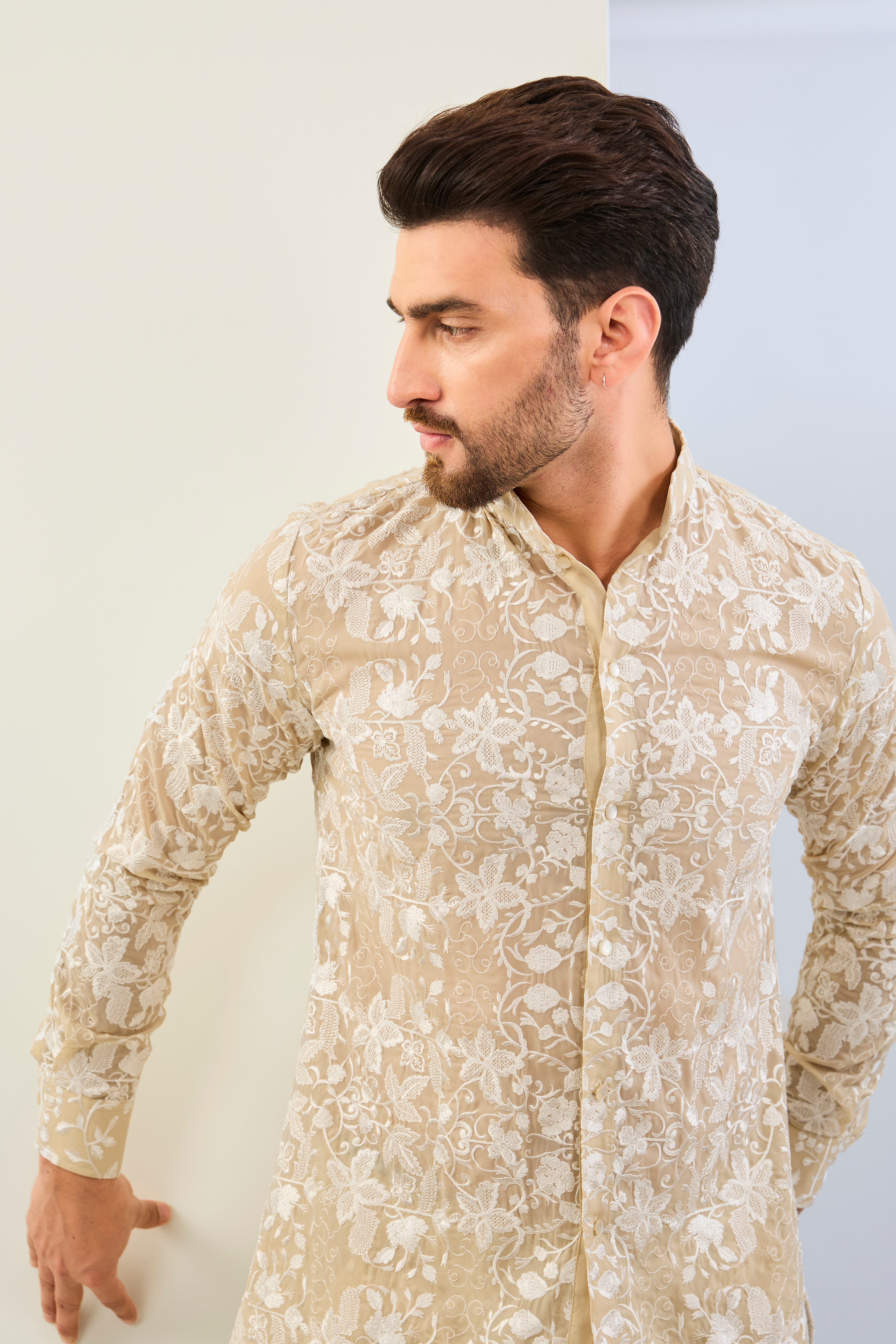NUDE GOREGTTE THREAD EMBOIDERED SHIRT AND PAJAMA