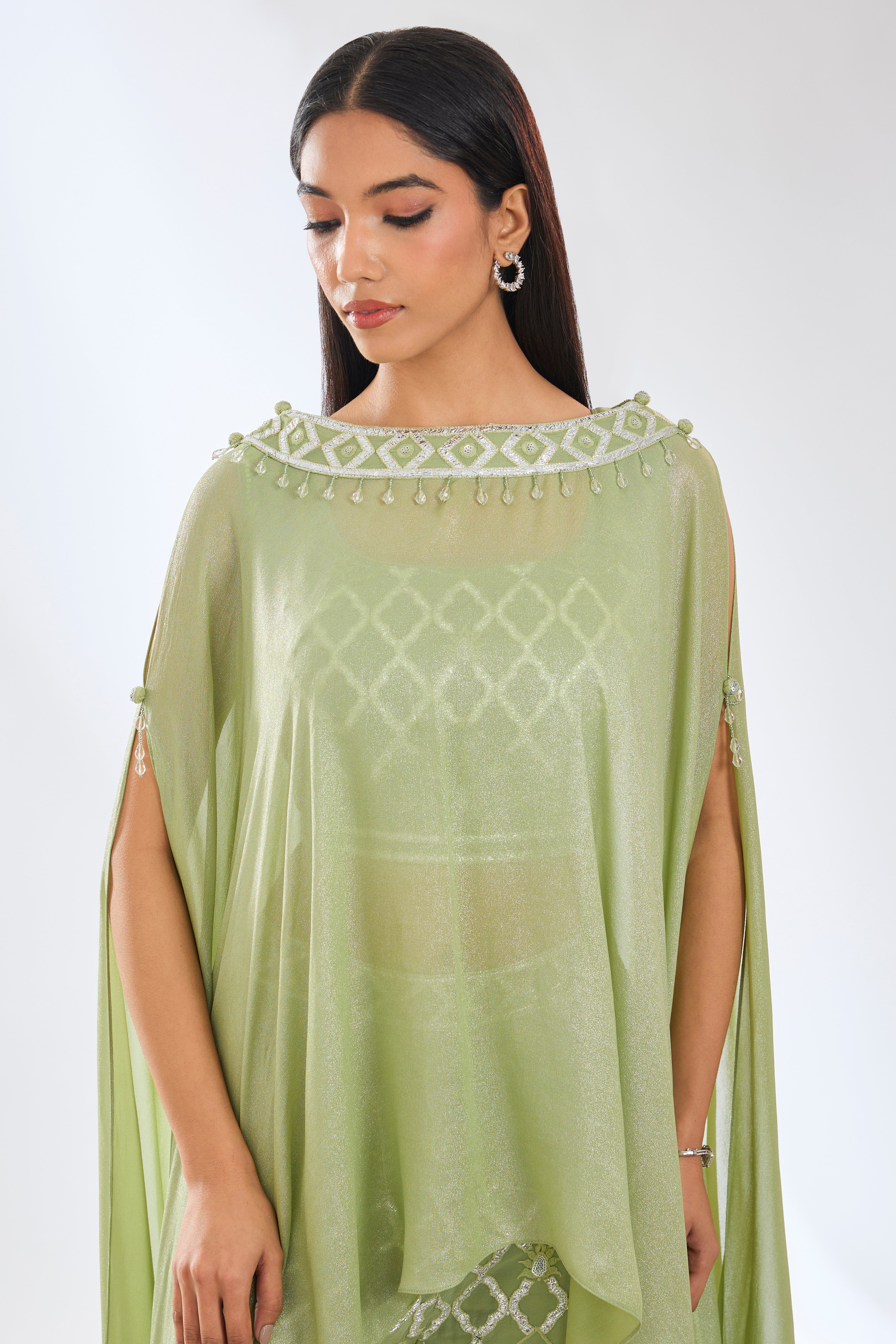 RABIA CAPE SET