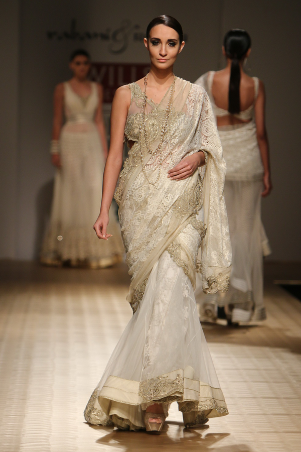 Ivory Net 9 Godes Paisley Border Lehenga Sari with Beaded Lace Petticoat/One Shoulder Paisley Blouse