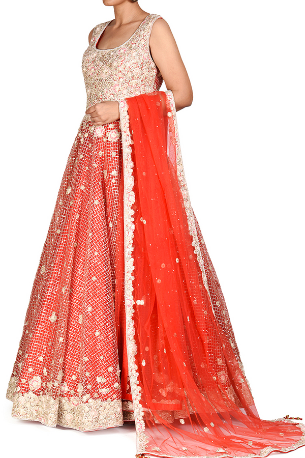 ALIYA GOWN