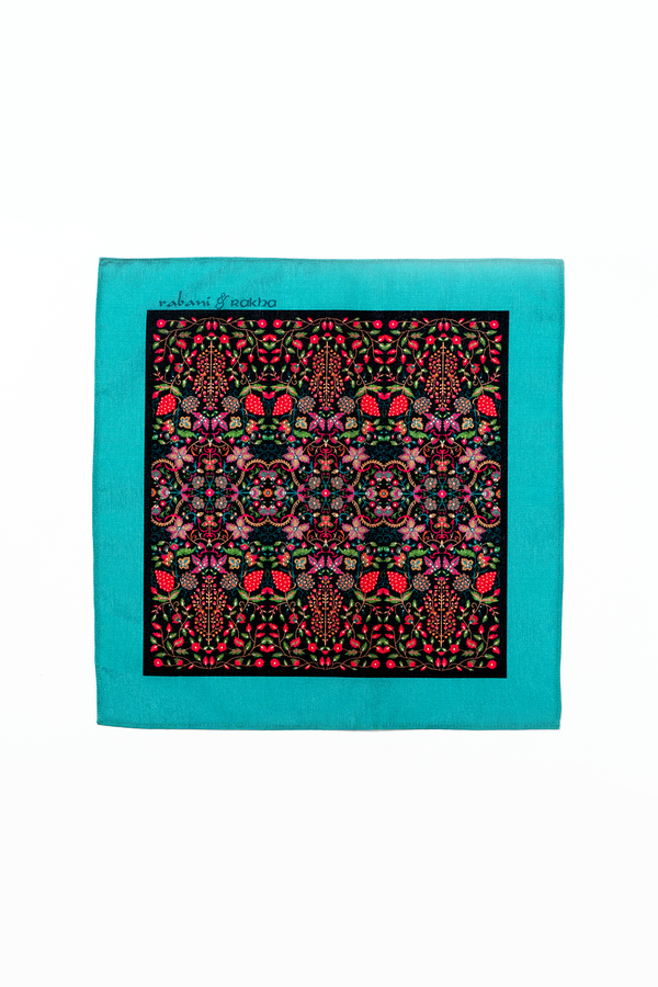 Face Mask & Pocket Square Gift Box Online