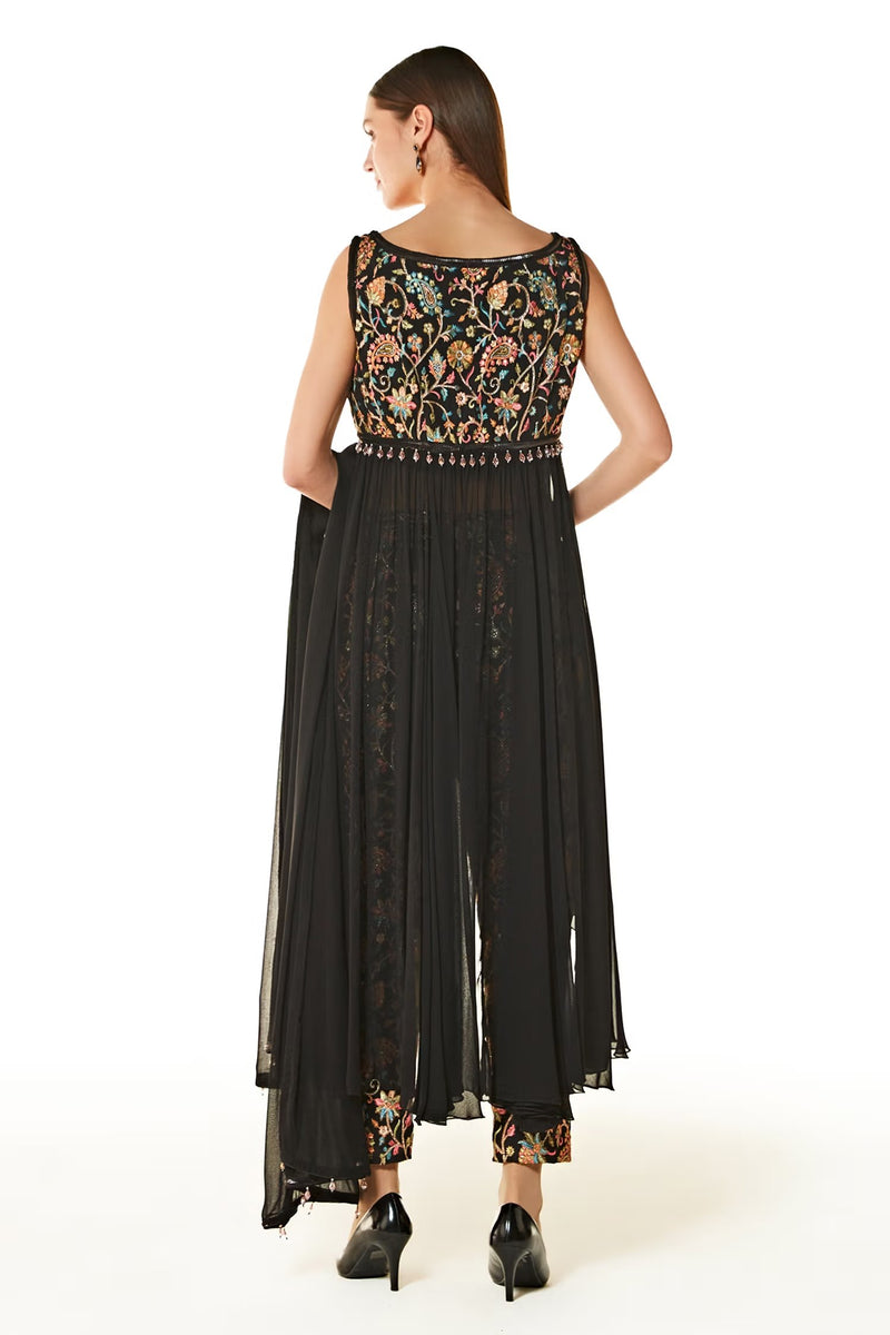 Black Ayat Bodice Embroidered Kurta Set