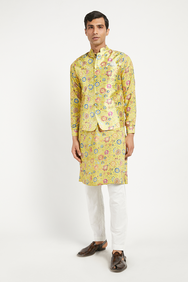 MENS KURTA BUNDI WITH CHURIDAR SET