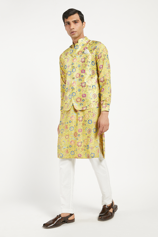MENS KURTA BUNDI WITH CHURIDAR SET