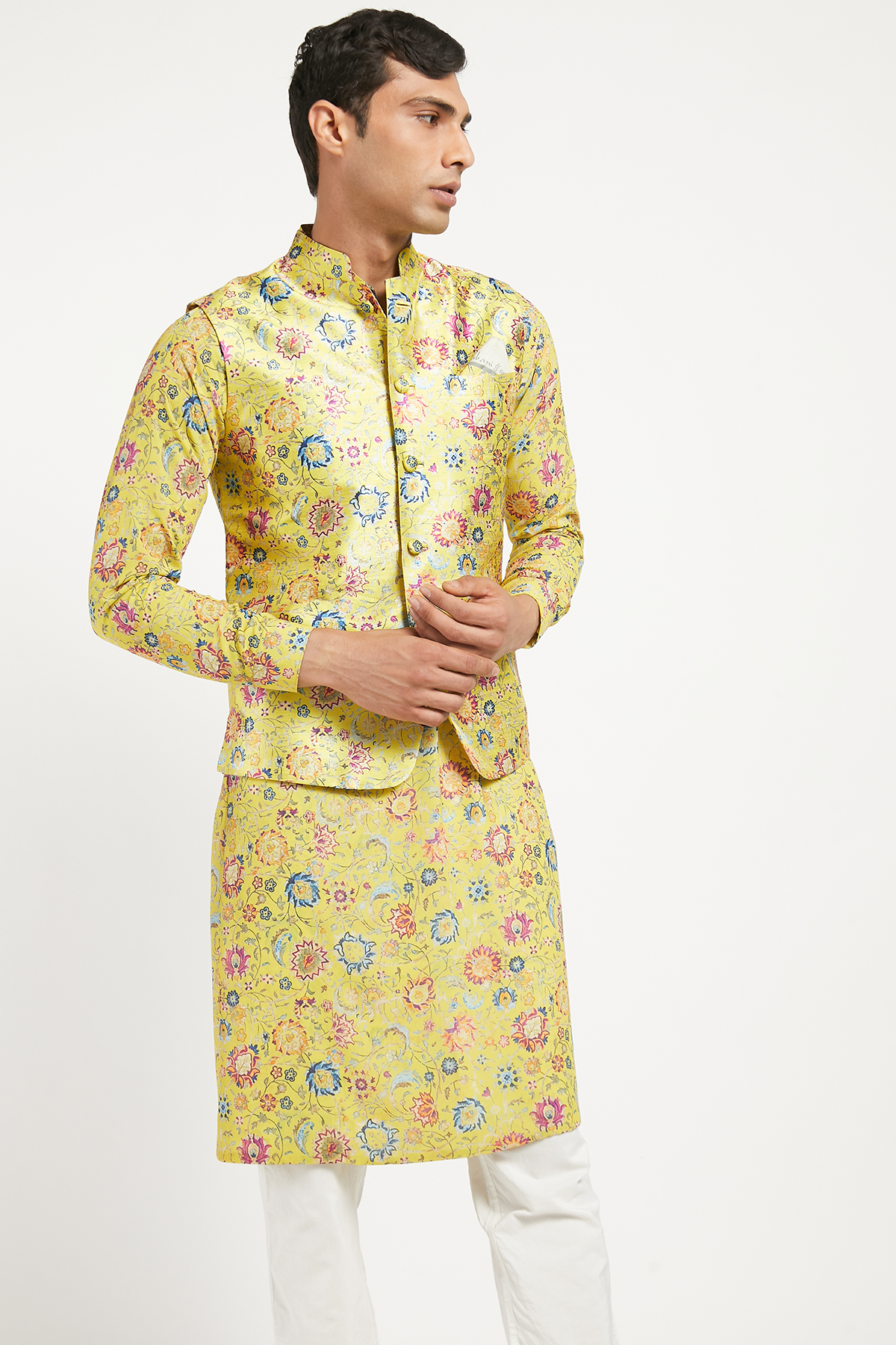 MENS KURTA BUNDI WITH CHURIDAR SET