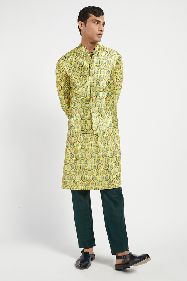 MENS KURTA BUNDI WITH CHURIDAR SET