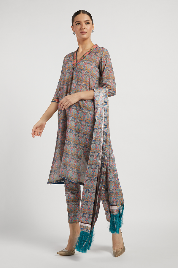 Aquamarine Printed Dalia Kurta Set With Butti Work