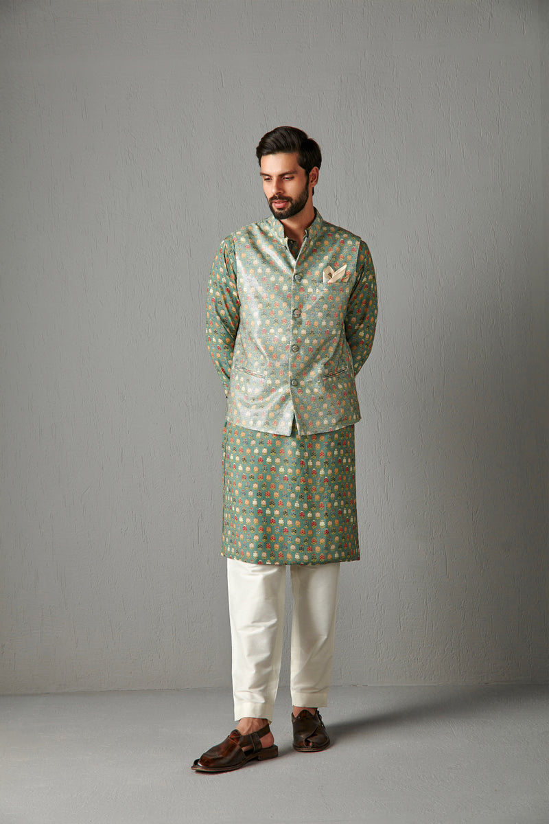 Green Georgette Kurta Set With Bundi Jacket