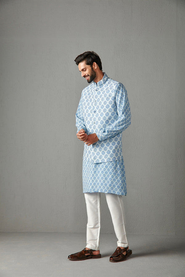 Aqua Blue Kurta Set With Bundi Jacket